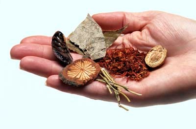 traditional-chinese-herbal-medicine-1 traditional-chinese-herbal-medicine-1